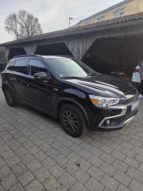 Second-hand Mitsubishi ASX Plus 150 CP (110 kW) 2017 Negru SUV