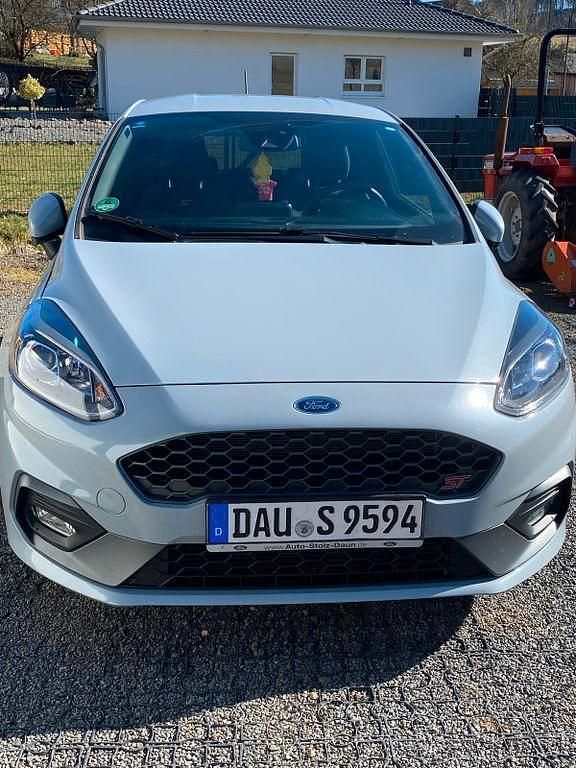 Gebraucht Ford Fiesta ST 200 PS (147 kW) 2018 Grau Kleinwagen