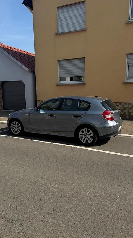 Gebraucht BMW 116 116 PS (85 kW) 2005 Grau Kleinwagen