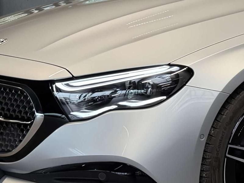 Gebraucht Mercedes E200 AMG 204 PS (150 kW) 2025 Silber Kombi