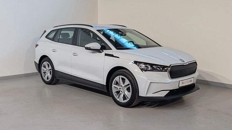 Gebraucht Skoda Enyaq iV Loft 131 kW (179 PS) 2022 Weiß SUV