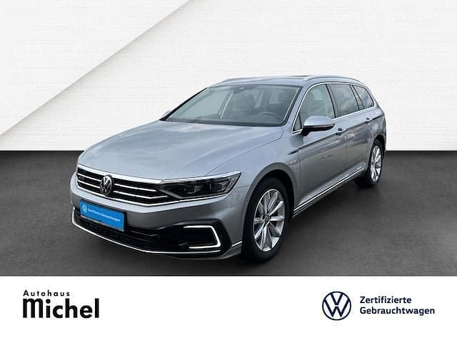 Silber Gebraucht 2021 VW Passat GTE Kombi | 24.230 € (Superpreis) - Bild 1/1