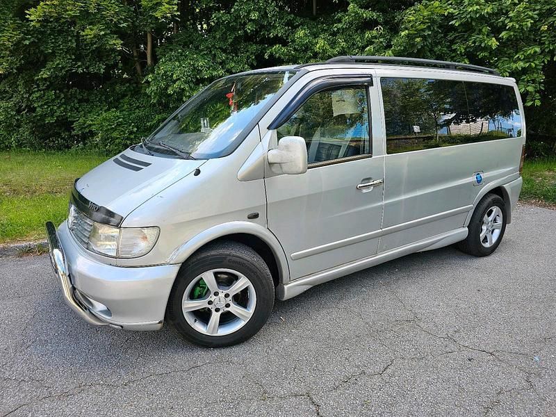 Silber Gebraucht 2001 Mercedes 190 Limousine | 2.000 € - Bild 1/4