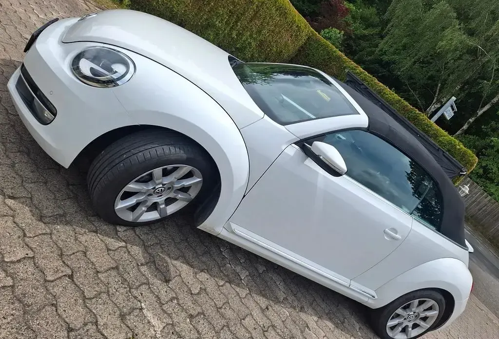Gebraucht VW Beetle Exclusive 105 PS (77 kW) 2014 Weiß Kleinwagen