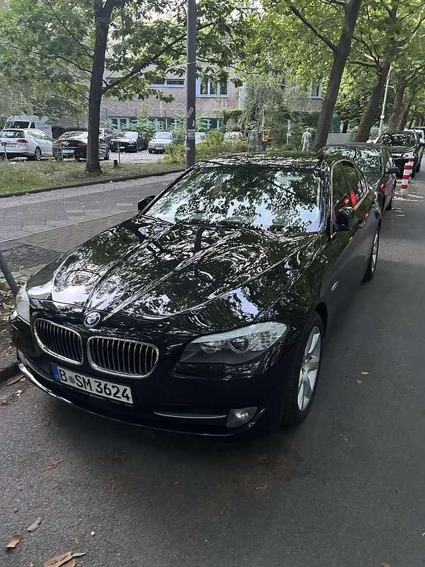 Gebraucht BMW 528 258 PS (189 kW) 2010 Schwarz Limousine
