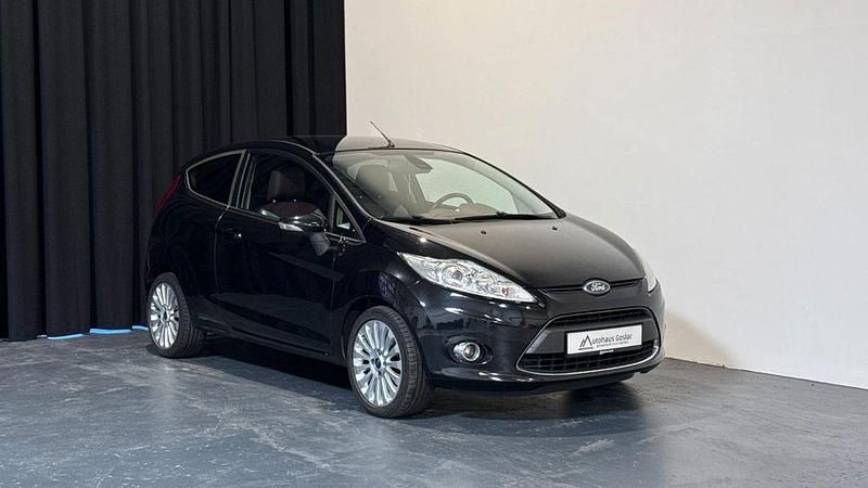 Schwarz Gebraucht 2009 Ford Fiesta Titanium Kleinwagen | 2.790 € (Fairer Preis) - Bild 1/4
