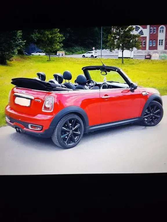 Gebraucht Mini Cooper S Cabriolet 184 PS (135 kW) 2012 Rot Cabrio
