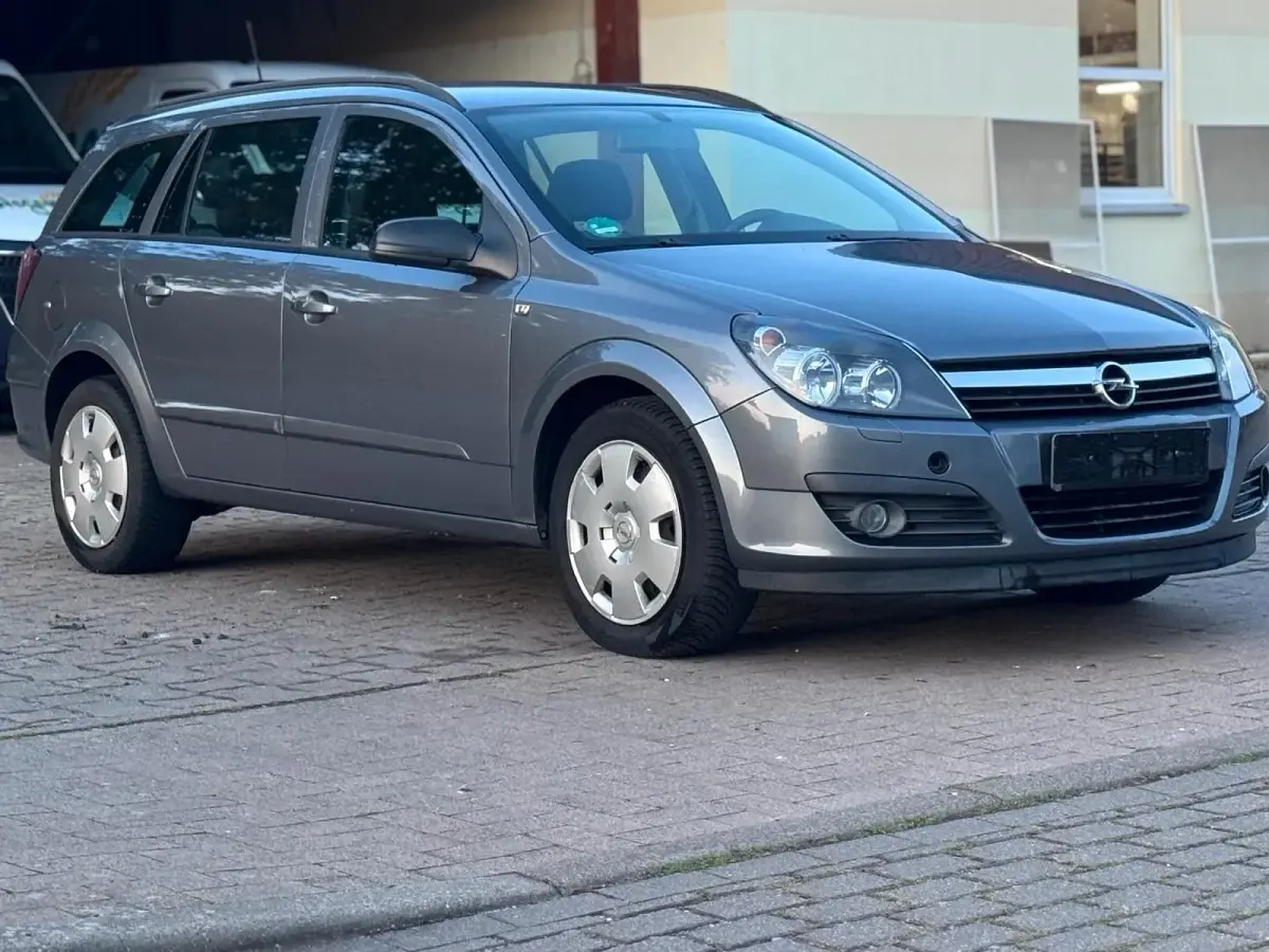 Gebraucht Opel Astra 120 PS (88 kW) 2006 Grau Kombi