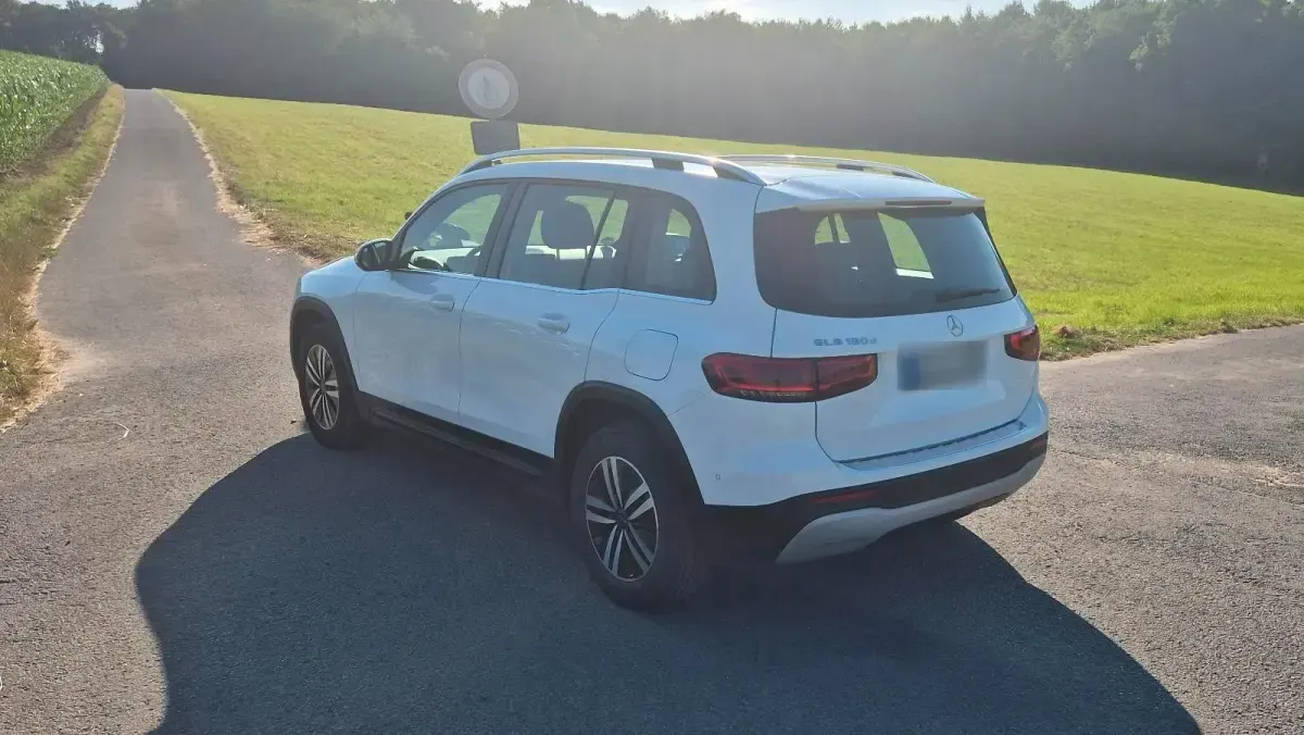 Gebraucht Mercedes GLB180 Style 116 PS (85 kW) 2020 Weiß SUV