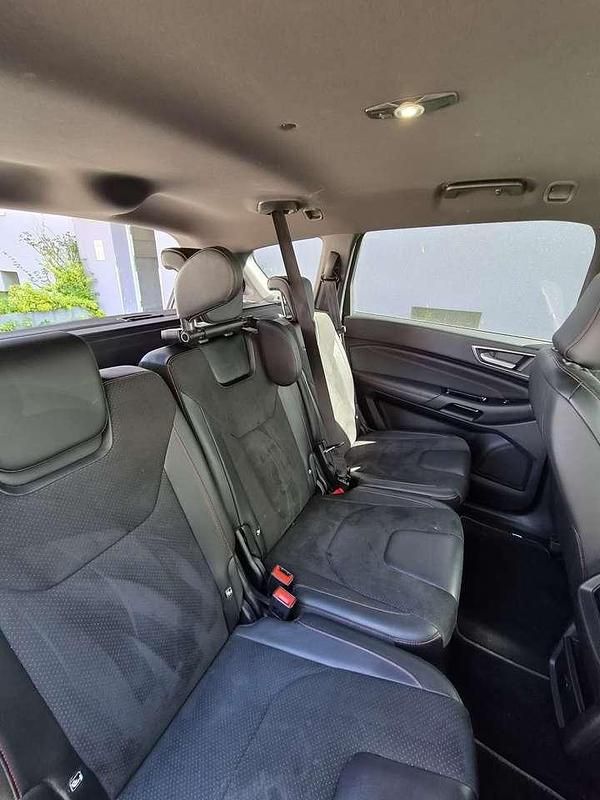 Używany Ford S-MAX ST-Line 241 KM (177 kW) 2018 Biały Minivan