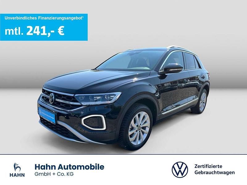 Deep black perleffekt Gebraucht 2024 VW T-Roc Style SUV | 28.430 € (Guter Preis) - Bild 1/3