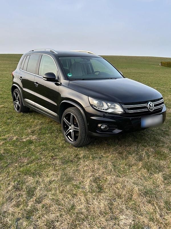 Gebraucht VW Tiguan 140 PS (102 kW) 2012 Schwarz SUV