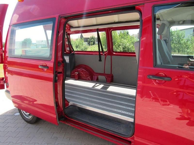 Rot Gebraucht 2012 VW T5 Van | 12.400 € (Fairer Preis) - Bild 1/4