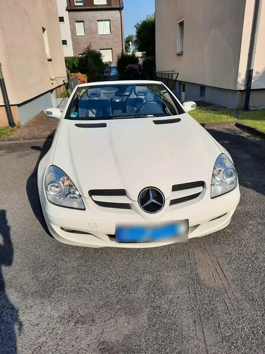 Gebraucht Mercedes SLK350 272 PS (200 kW) 2007 Weiß Cabrio