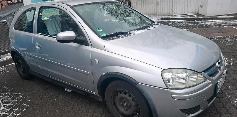 Silber Gebraucht 2005 Opel Corsa Kleinwagen | 899 € (Fairer Preis) - Bild 1/4