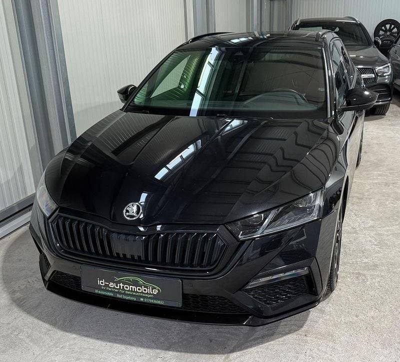 Schwarz Gebraucht 2022 Skoda Octavia RS Kombi | 28.299 € (Guter Preis) - Bild 1/4