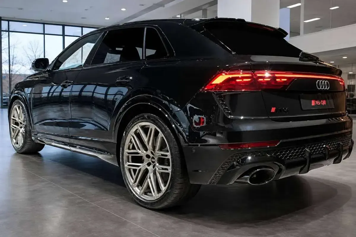 Neu Audi RS Q8 Performance 600 PS (441 kW) 2025 Weiß SUV