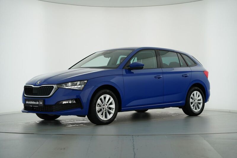 Energy blau Gebraucht 2023 Skoda Scala Ambition Kleinwagen | 20.489 € (Superpreis) - Bild 1/4