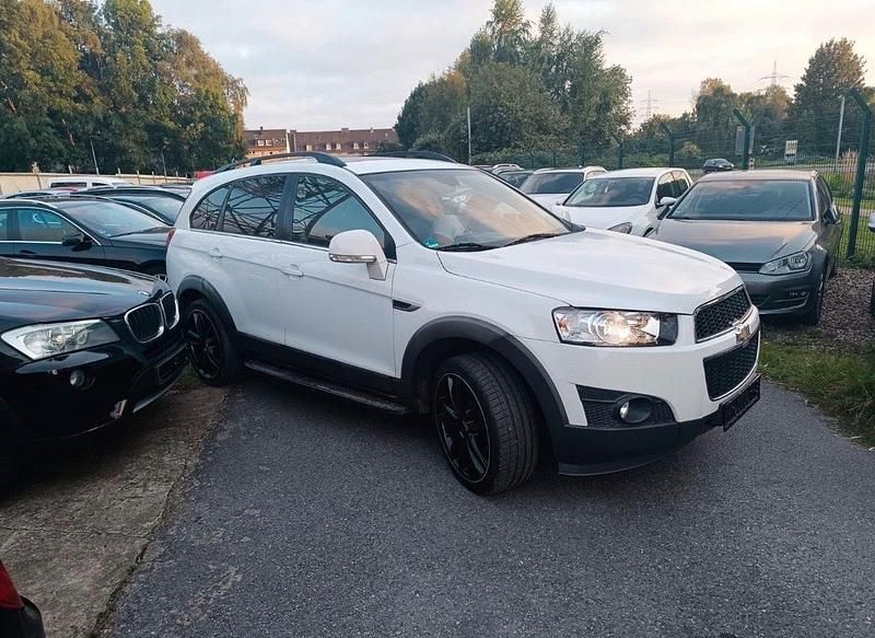 Gebraucht Chevrolet Captiva 167 PS (122 kW) 2012 Weiß SUV