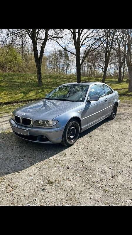 Silber Gebraucht 2006 BMW 318 Coupé | 5.900 € (Fairer Preis) - Bild 1/4