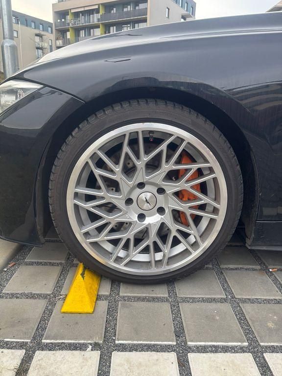 Gebraucht BMW 330 M Performance 258 PS (189 kW) 2014 Schwarz Limousine