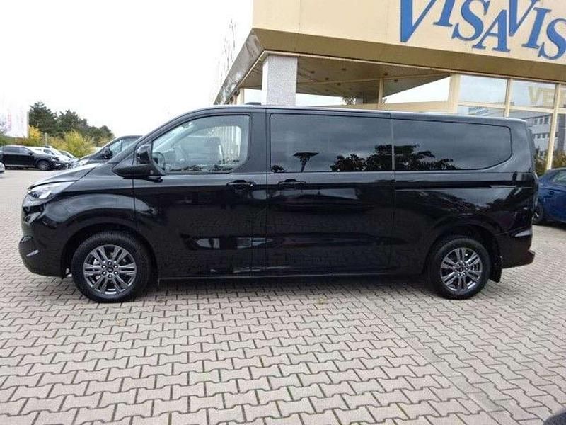 Gebraucht Ford Tourneo Custom Titanium 150 PS (110 kW) 2024 Obsidianschwarz metallic Van