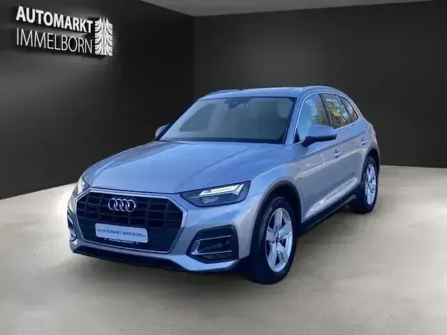 Gebraucht Audi Q5 Ambiente 299 PS (219 kW) 2021 Florettsilber metallic (metallic) SUV