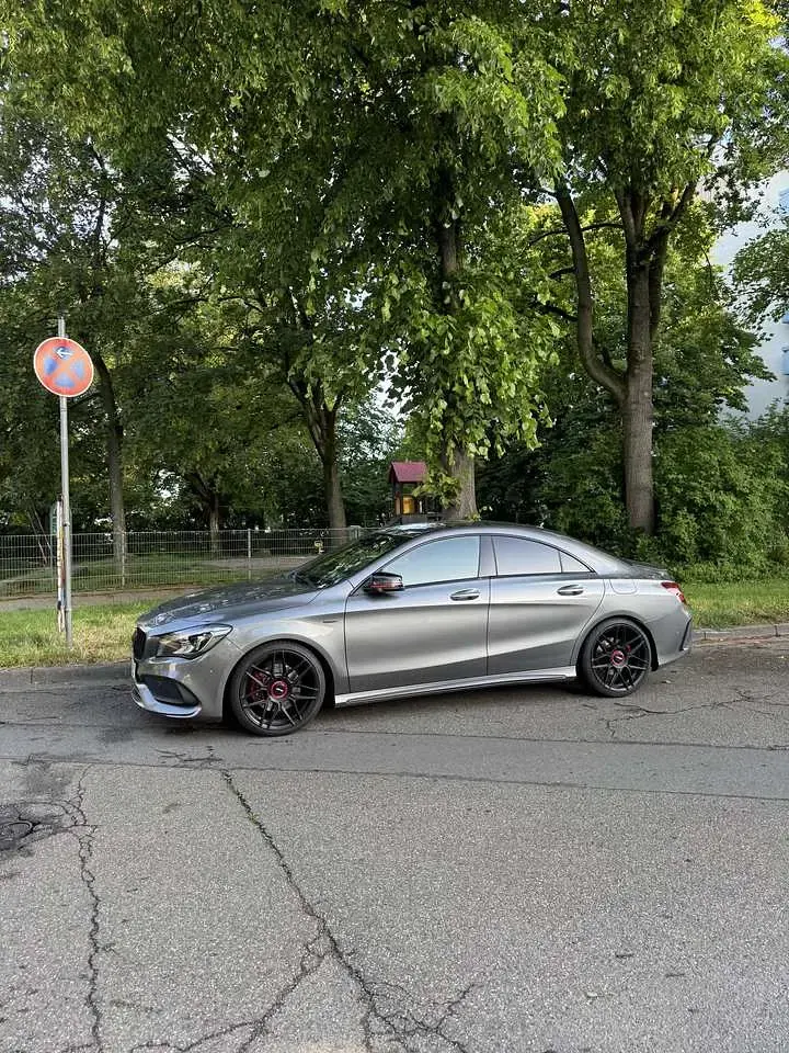 Gebraucht Mercedes CLA250 218 PS (160 kW) 2018 Coupé