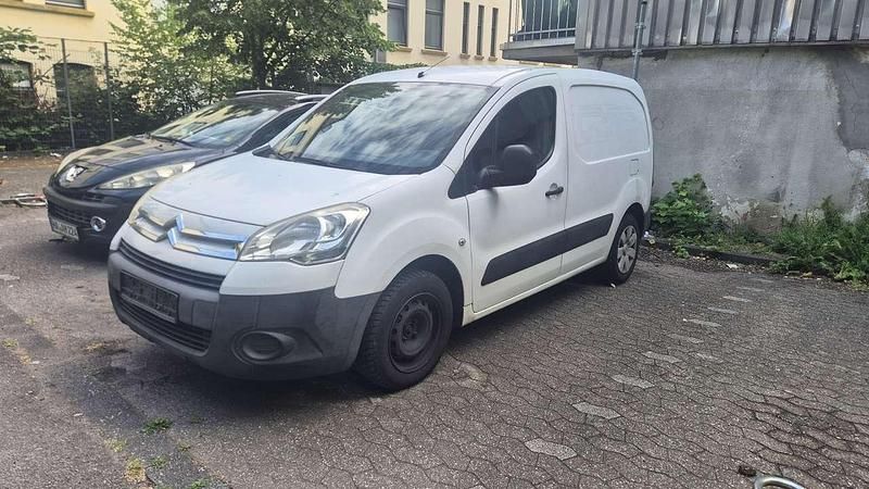Gebraucht 2012 Citroën Berlingo Van / Kleinbus | 2.650 € (Guter Preis) - Bild 1/4