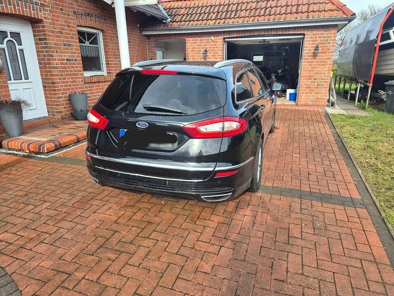 Gebraucht Ford Mondeo Vignale 210 PS (154 kW) 2016 Schwarz Kombi
