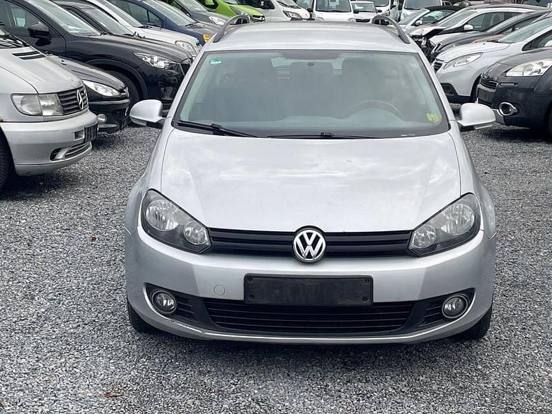 Silber Gebraucht 2011 VW Golf VI Trendline Kombi | 2.250 € (Superpreis) - Bild 1/4