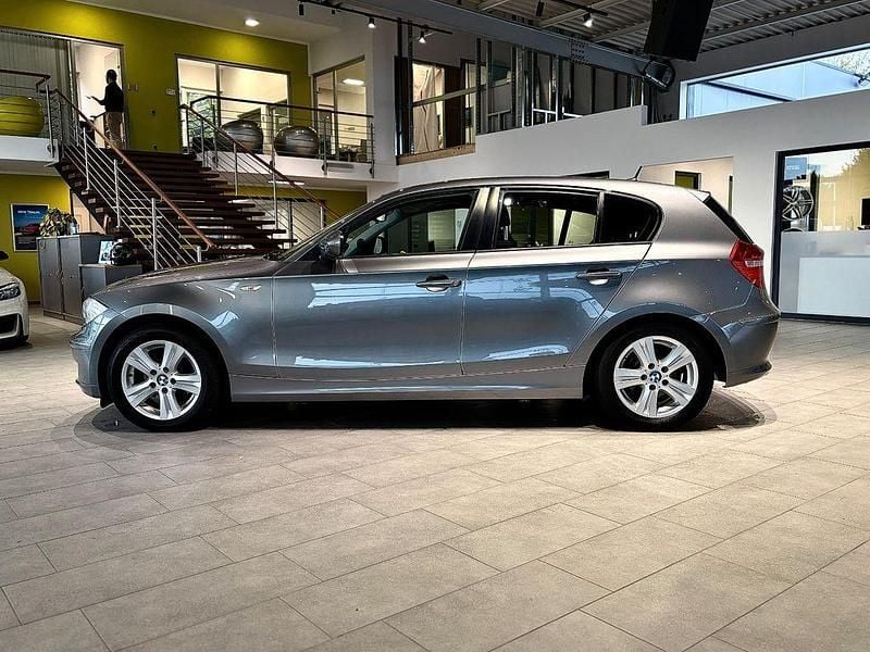 Gebraucht BMW 116 Advantage 122 PS (89 kW) 2010 Grau Kleinwagen
