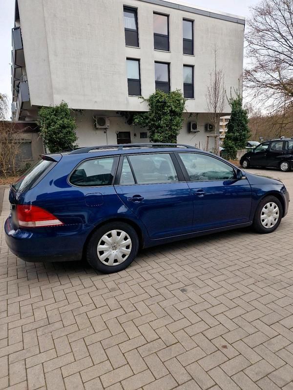 Gebraucht VW Golf V 105 PS (77 kW) 2008 Blau Kombi