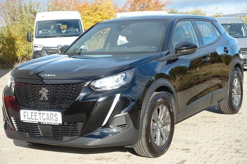 Schwarz Gebraucht 2023 Peugeot 2008 Active SUV | 17.990 € (Guter Preis) - Bild 1/4