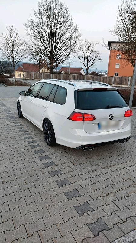 Gebraucht VW Golf VII 110 PS (80 kW) 2014 Weiß Kombi
