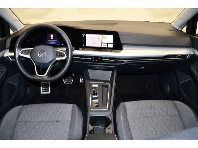 Gebraucht VW Golf VIII Move 110 PS (80 kW) 2024 Schwarz Kombi