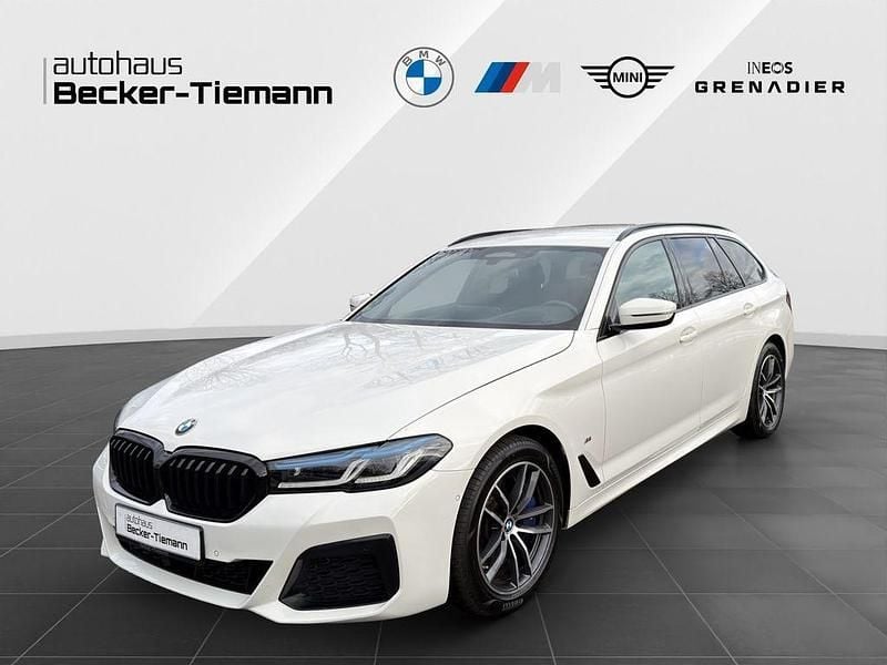Gebraucht BMW 540 M Sport 340 PS (250 kW) 2022 Alpinweiß uni Kombi