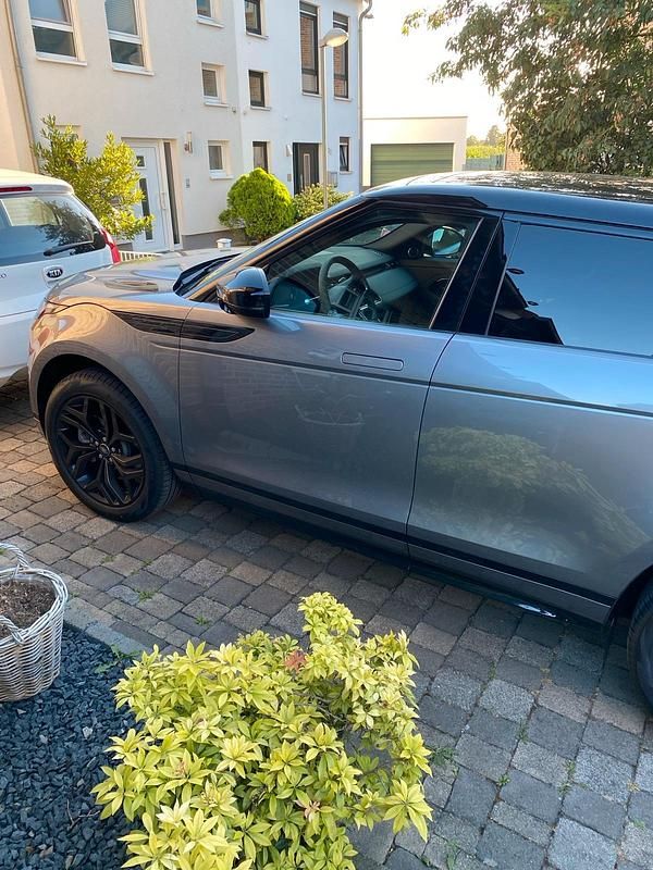 Gebraucht Land Rover Range Rover evoque 165 PS (121 kW) 2022 Silber SUV