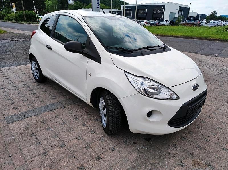 Usata Ford Ka 69 CV (50 kW) 2011 Bianco Utilitaria