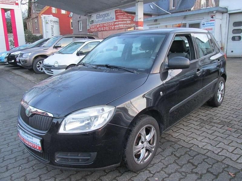 Schwarzmagic perleffekt Gebraucht 2010 Skoda Fabia Cool Edition Kleinwagen | 2.900 € (Fairer Preis) - Bild 1/4