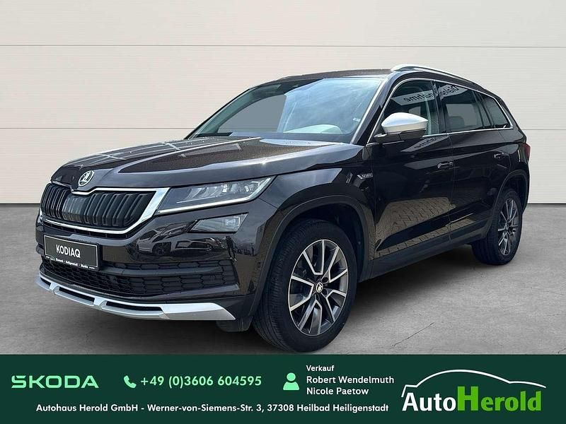 Braun (magneticbraun metallic) met. Gebraucht 2019 Skoda Kodiaq Scout 4x4 SUV | 29.990 € (Fairer Preis) - Bild 1/4