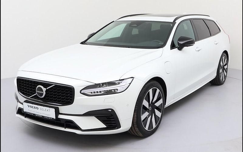 Second-hand Volvo V90 Plus 350 CP (257 kW) 2025 Alb Break