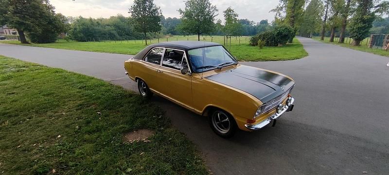 Beige Gebraucht 1970 Opel Olympia Coupé | 7.900 € - Bild 1/4