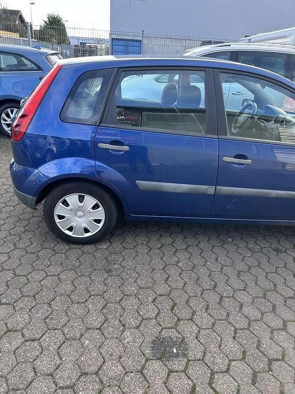 Gebraucht 2006 Ford Fiesta Limousine | 1.399 € - Bild 1/4