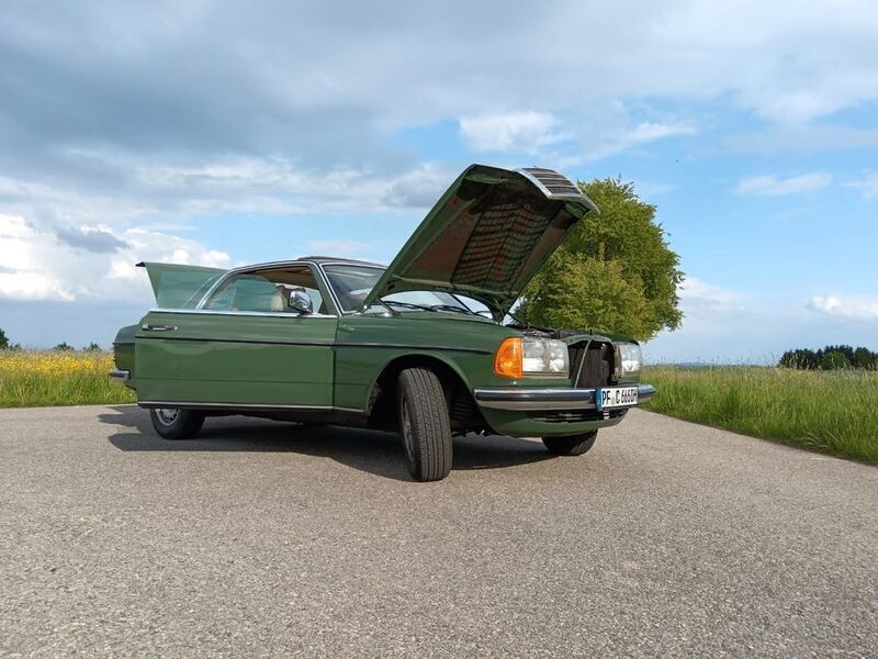 Grün Gebraucht 1978 Mercedes 280 Coupé | 8.900 € - Bild 1/4