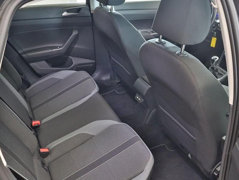 Gebraucht VW Polo Style 90 PS (66 kW) 2022 Rauchgrau metallic Kleinwagen