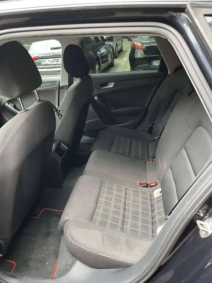 Gebraucht Audi A4 Ambiente 136 PS (100 kW) 2012 Blau Kombi