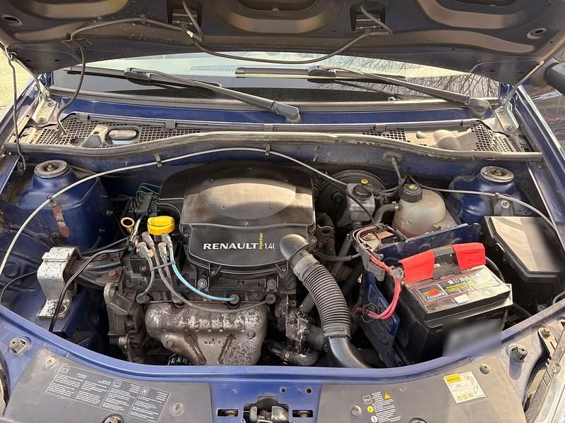 Gebraucht Dacia Sandero 73 PS (53 kW) 2009 Blau Kleinwagen