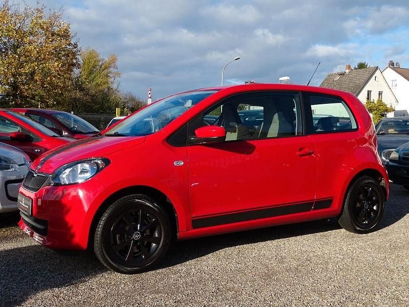 Rot Gebraucht 2013 Skoda Citigo Ambition Kleinwagen | 4.500 € (Fairer Preis) - Bild 1/4