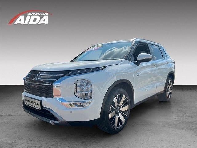 Weiß Neu 2025 Mitsubishi Outlander P-HEV Edition SUV | 51.990 € (Fairer Preis) - Bild 1/4